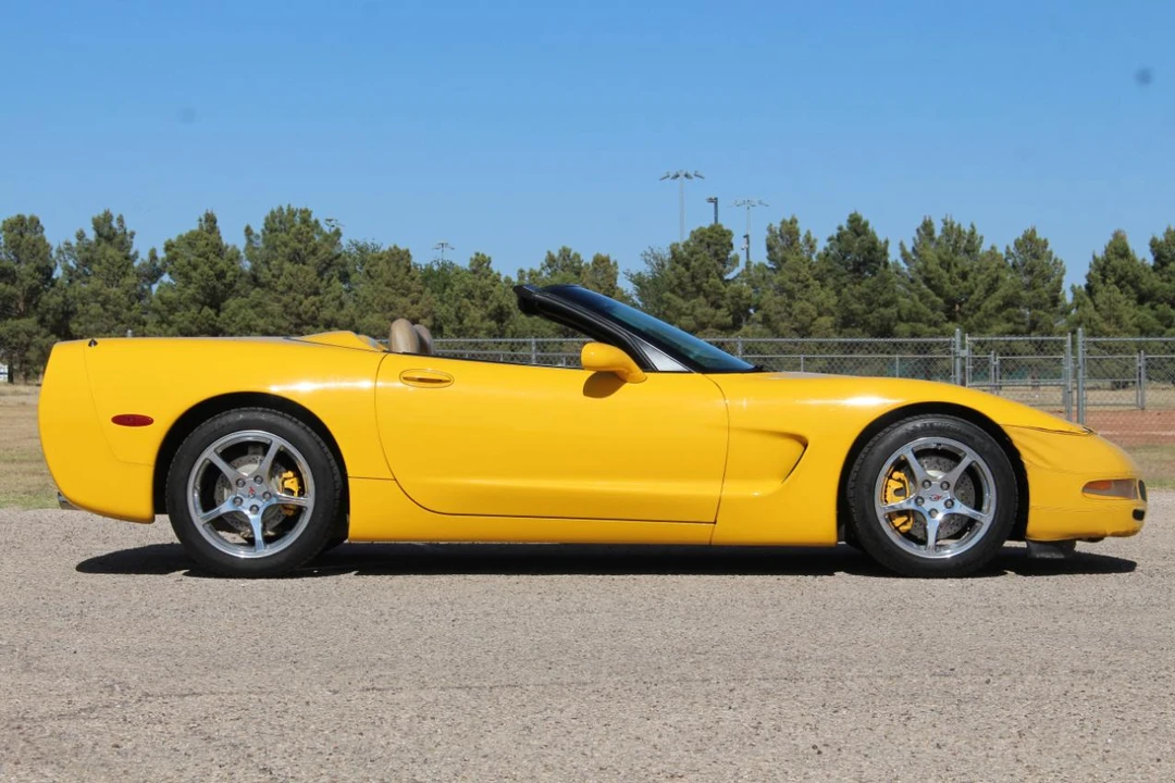 2000 Chevrolet Corvette C5 - Image 4 of 31