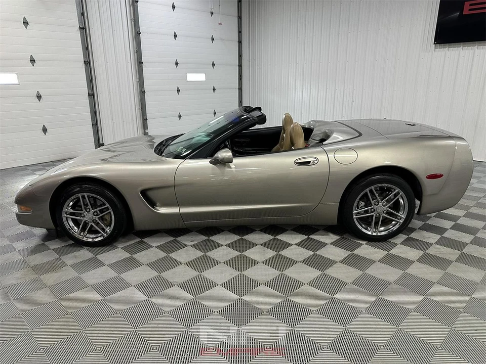 2000 Chevrolet Corvette C5 - Image 3 of 31