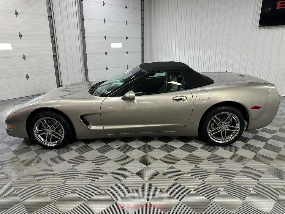 2000 Chevrolet Corvette C5 - Image 4 of 31