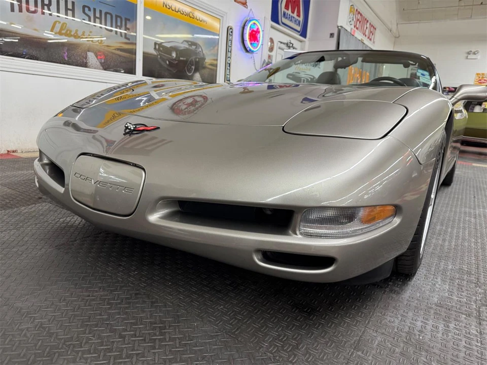 2000 Chevrolet Corvette C5 - Image 19 of 31