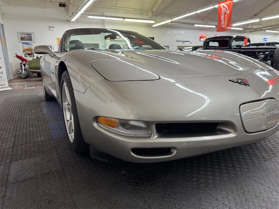 2000 Chevrolet Corvette C5 - Image 18 of 31