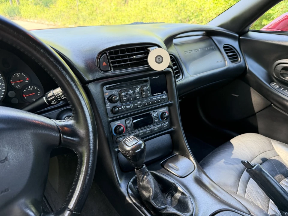 2000 Chevrolet Corvette C5 - Image 25 of 31