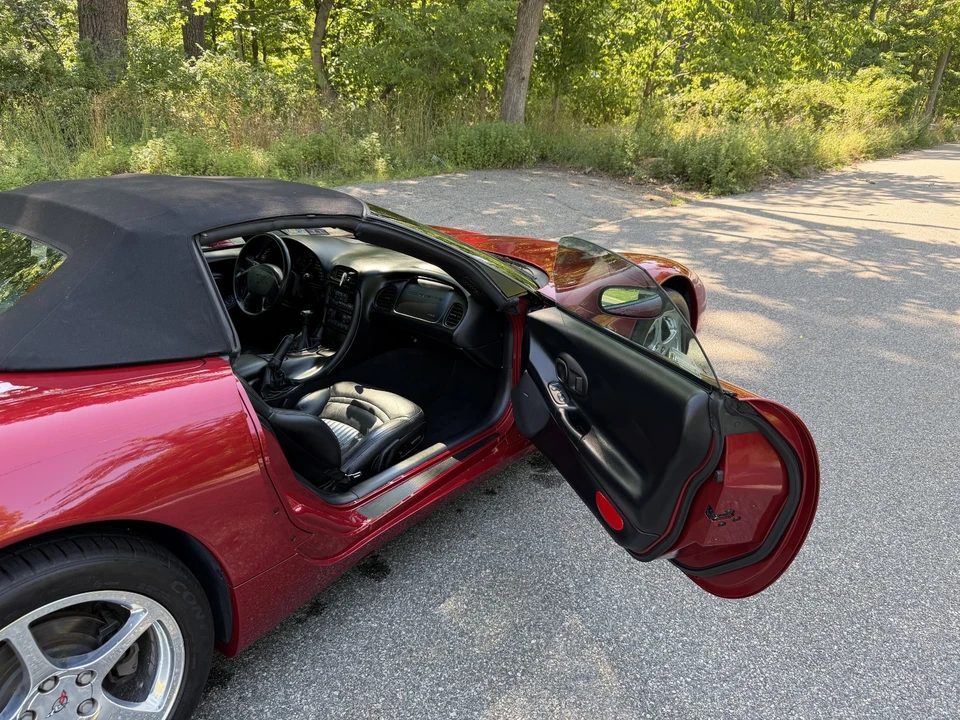 2000 Chevrolet Corvette C5 - Image 19 of 31