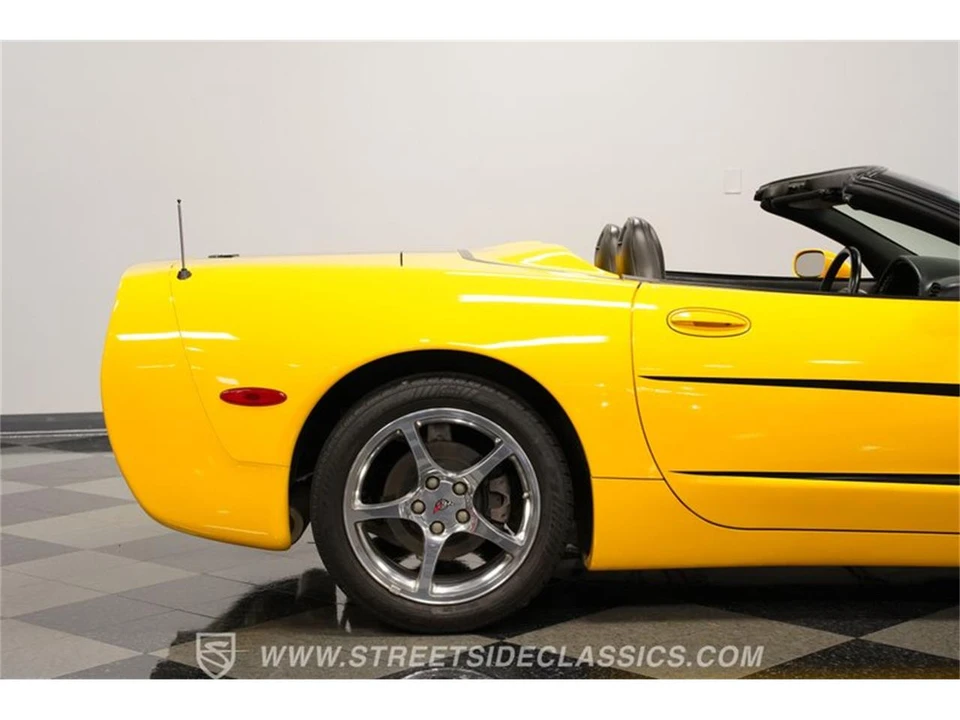 2000 Chevrolet Corvette C5 - Image 28 of 31