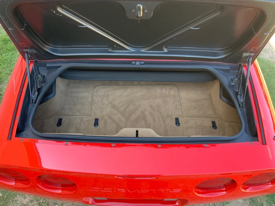 2000 Chevrolet Corvette C5 - Image 4 of 31