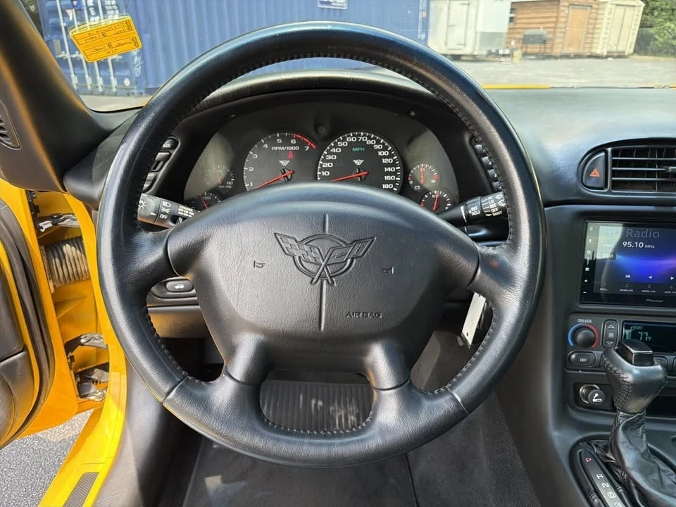2000 Chevrolet Corvette C5 - Image 17 of 19