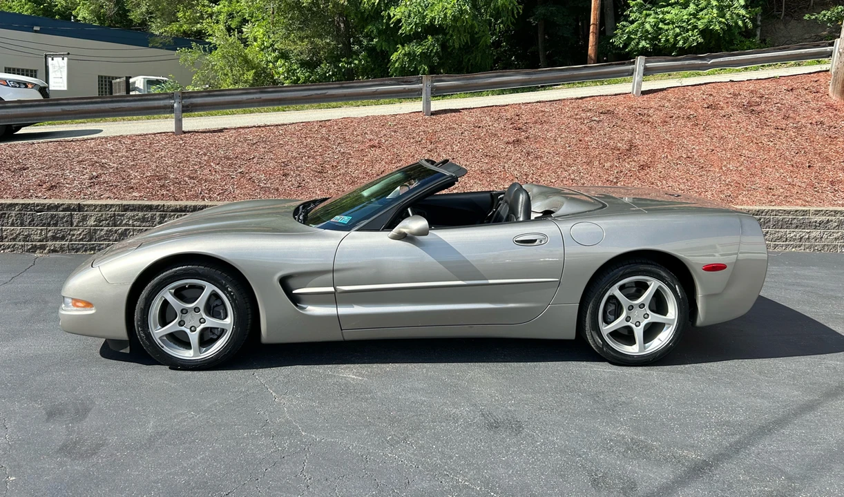 2000 Chevrolet Corvette C5 - Image 4 of 23