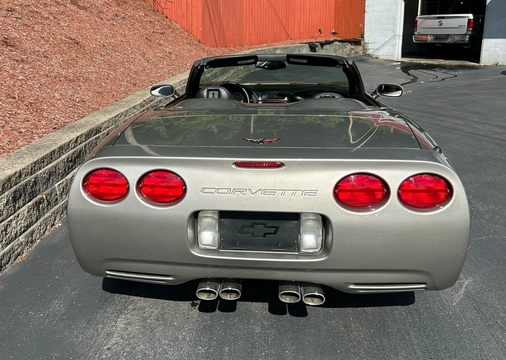 2000 Chevrolet Corvette C5 - Image 8 of 23