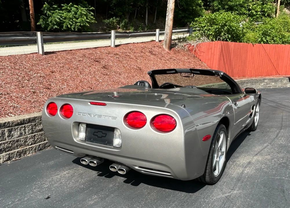 2000 Chevrolet Corvette C5 - Image 9 of 23