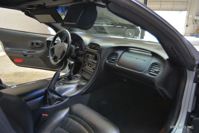 2000 Chevrolet Corvette C5 - Image 25 of 31
