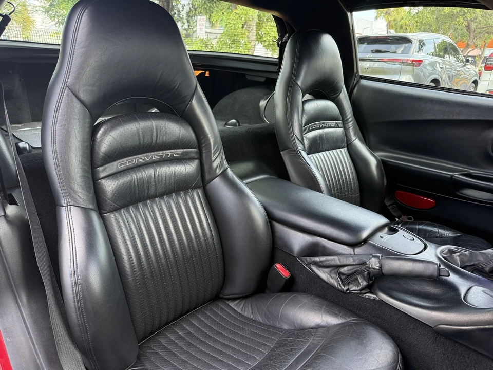 2000 Chevrolet Corvette C5 - Image 13 of 26