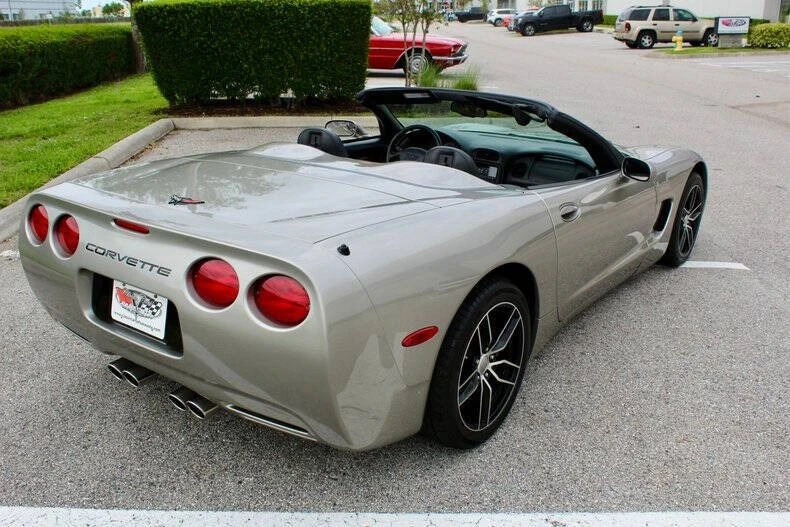 2000 Chevrolet Corvette C5 - Image 2 of 12
