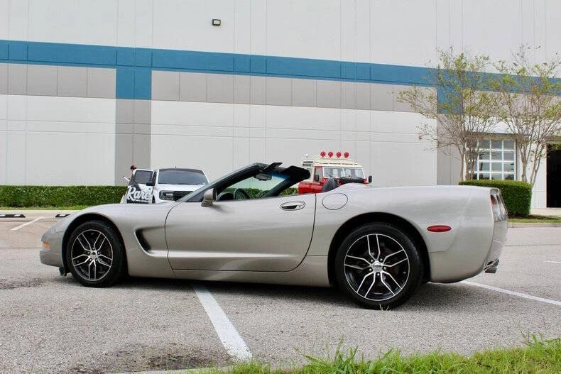 2000 Chevrolet Corvette C5 - Image 10 of 12