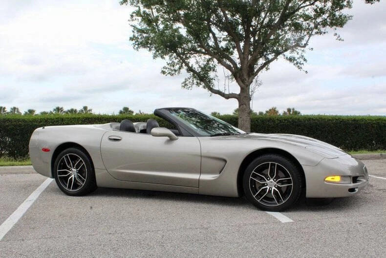 2000 Chevrolet Corvette C5 - Image 3 of 12