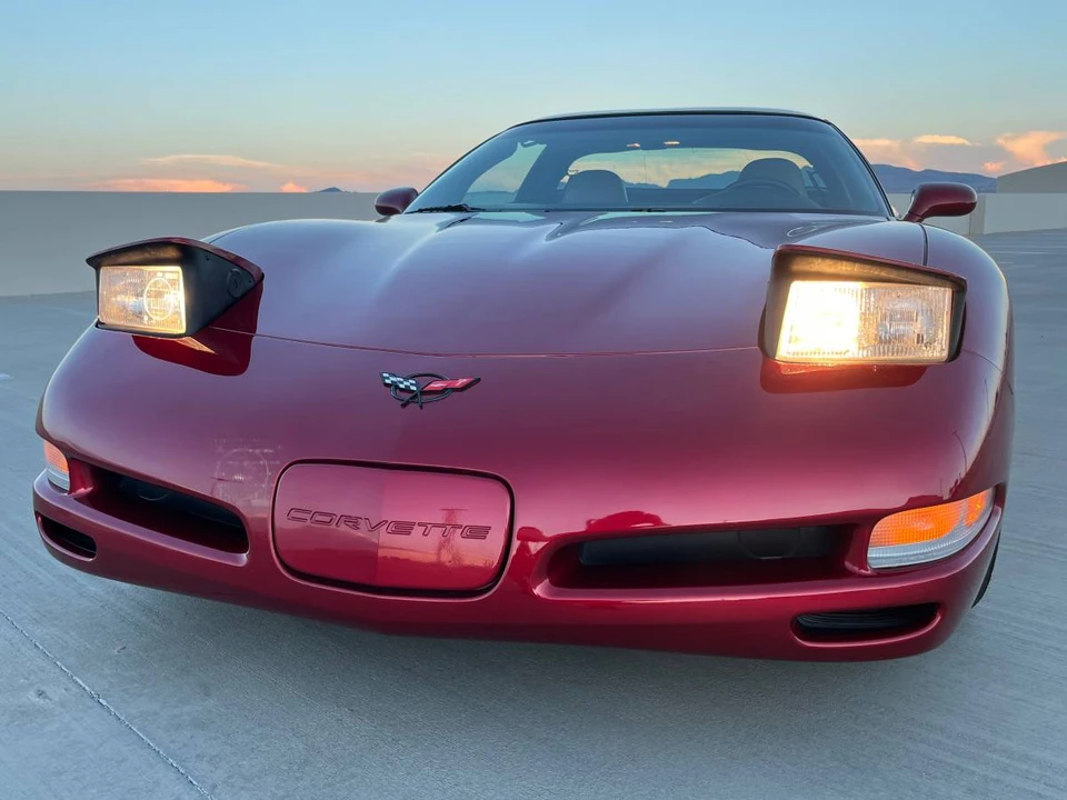 2000 Chevrolet Corvette C5 - Image 2 of 23