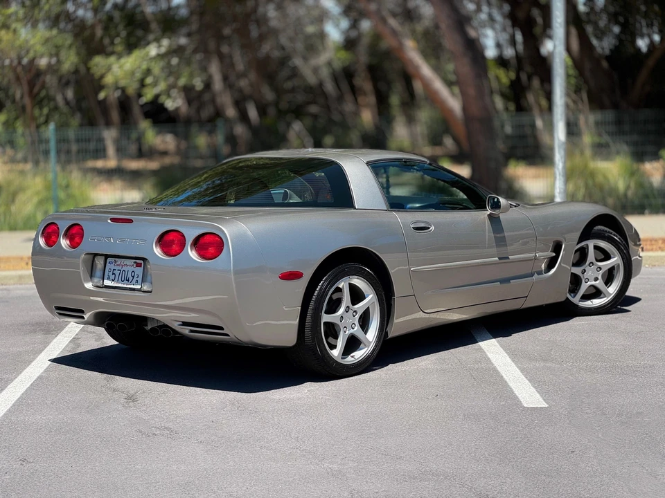 2000 Chevrolet Corvette C5 - Image 18 of 31