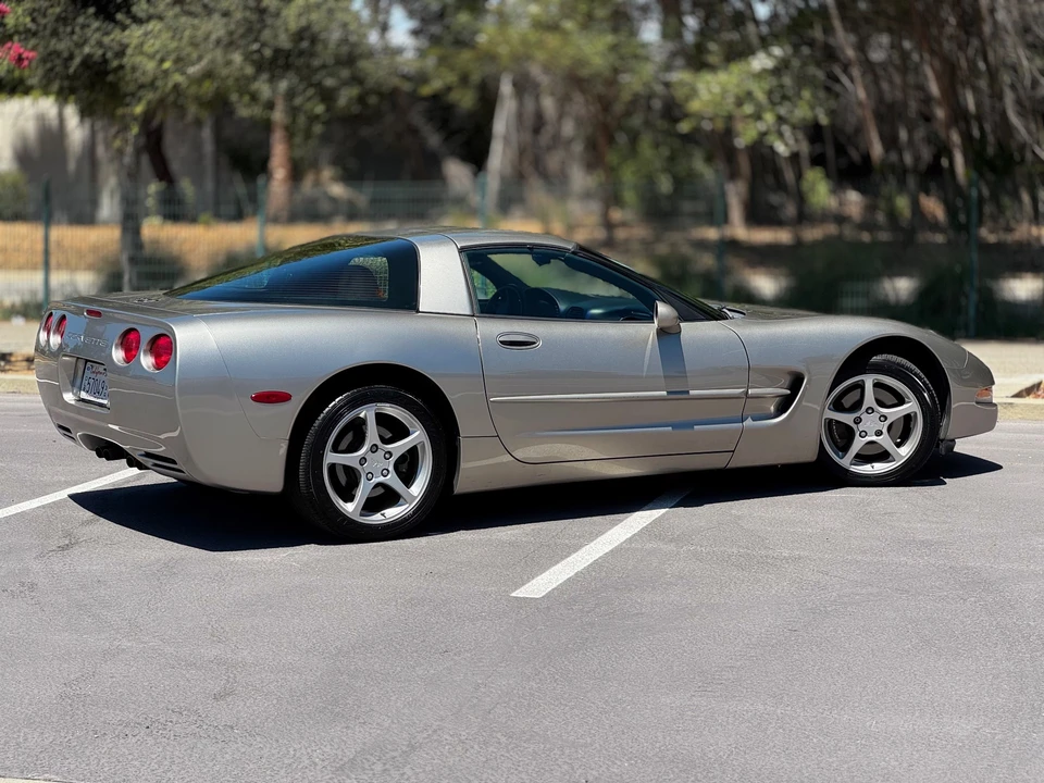 2000 Chevrolet Corvette C5 - Image 19 of 31