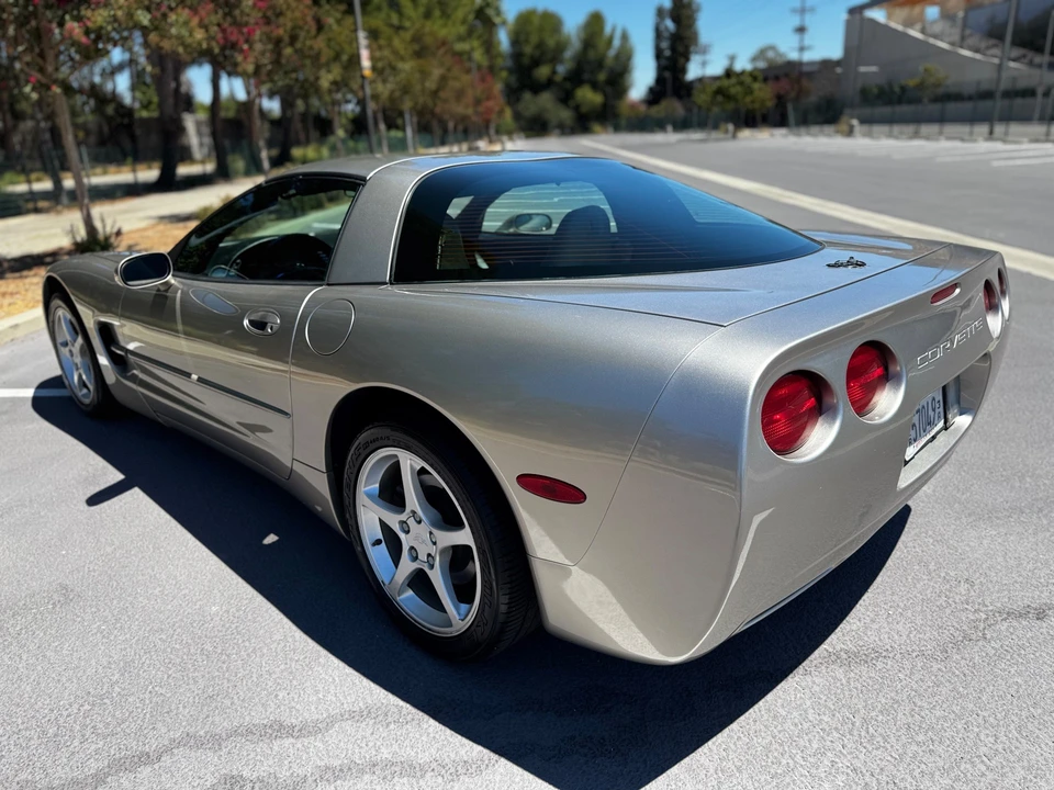 2000 Chevrolet Corvette C5 - Image 29 of 31