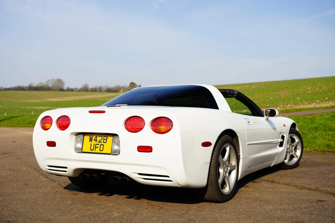2000 Chevrolet Corvette C5 - Image 5 of 31