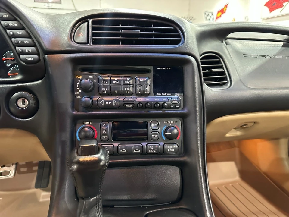 2000 Chevrolet Corvette C5 - Image 16 of 21