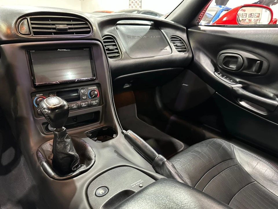2000 Chevrolet Corvette C5 - Image 17 of 21