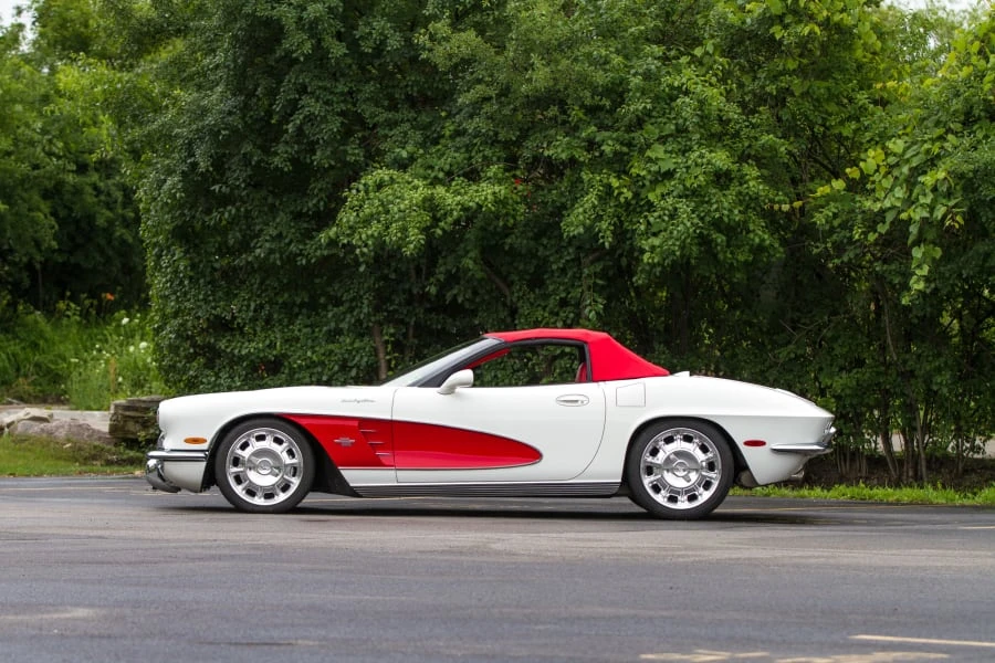 2000 Chevrolet Corvette C5 - Image 2 of 12