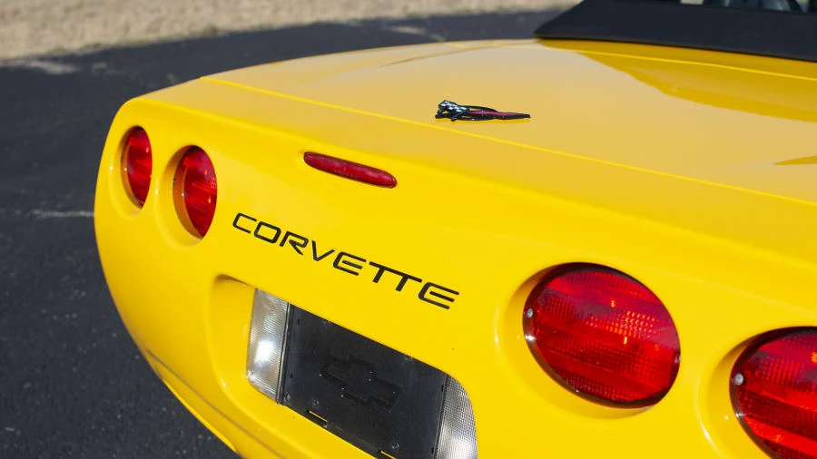 2000 Chevrolet Corvette C5 - Image 5 of 13