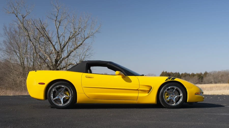 2000 Chevrolet Corvette C5 - Image 2 of 13