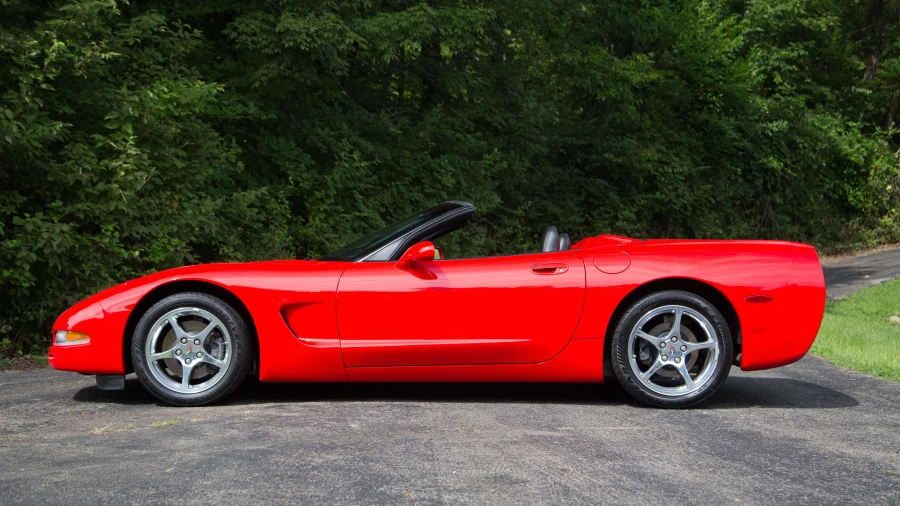 2000 Chevrolet Corvette C5 - Image 2 of 12