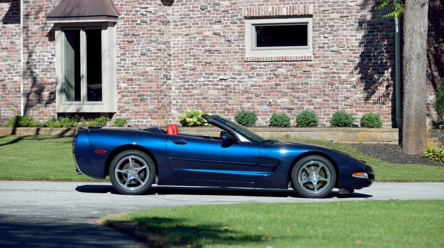 2000 Chevrolet Corvette C5 - Image 2 of 12