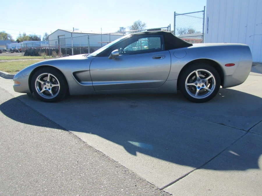2000 Chevrolet Corvette C5 - Image 2 of 7