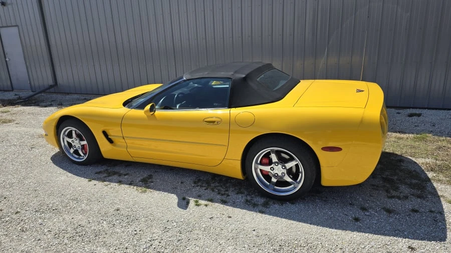 2000 Chevrolet Corvette C5 - Image 8 of 14