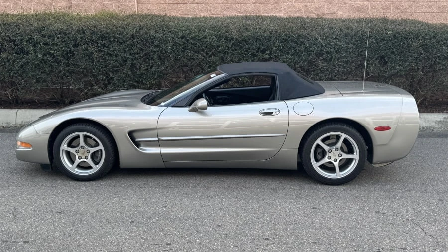 2000 Chevrolet Corvette C5 - Image 5 of 13