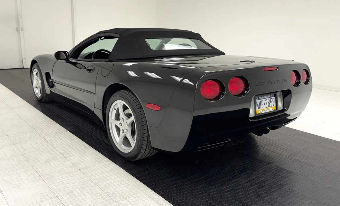 2000 Chevrolet Corvette C5 - Image 5 of 12