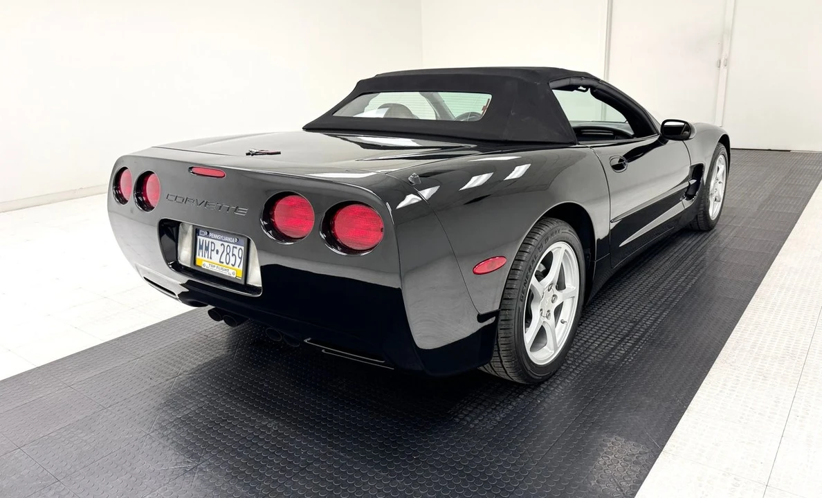 2000 Chevrolet Corvette C5 - Image 8 of 31