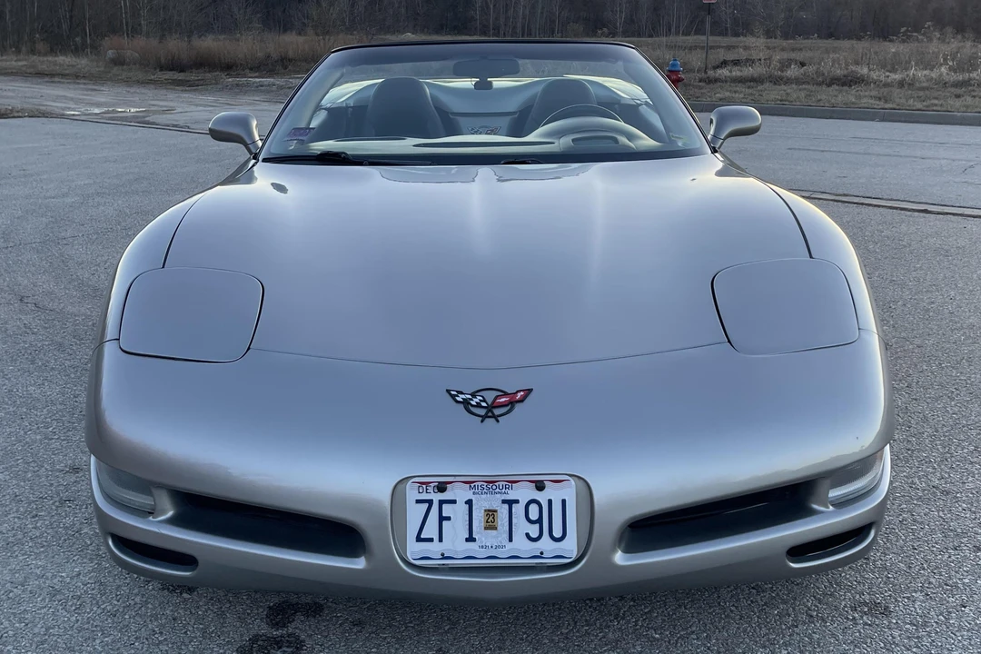 2000 Chevrolet Corvette C5 - Image 2 of 31
