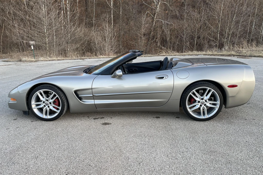 2000 Chevrolet Corvette C5 - Image 3 of 31