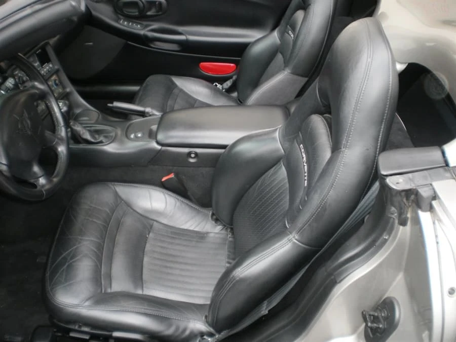 2000 Chevrolet Corvette C5 - Image 3 of 4