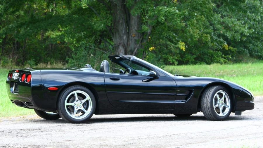 2000 Chevrolet Corvette C5 - Image 2 of 23