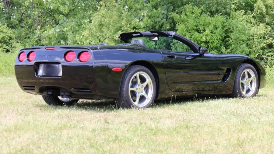 2000 Chevrolet Corvette C5 - Image 3 of 31