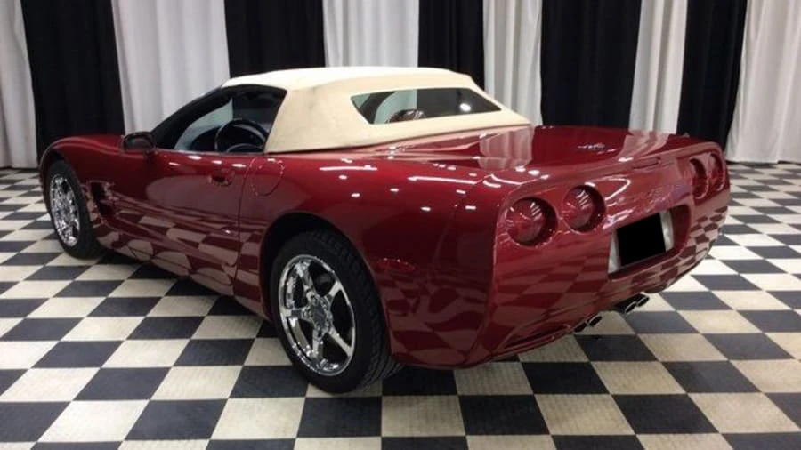 2000 Chevrolet Corvette C5 - Image 2 of 9