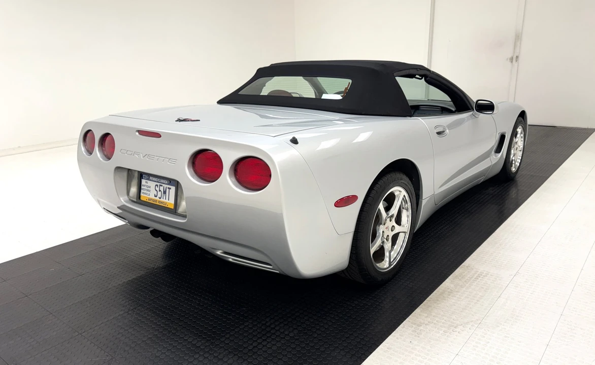 2000 Chevrolet Corvette C5 - Image 8 of 31