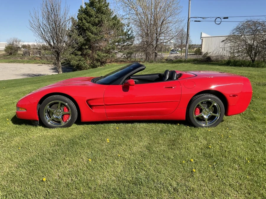 2000 Chevrolet Corvette C5 - Image 2 of 12