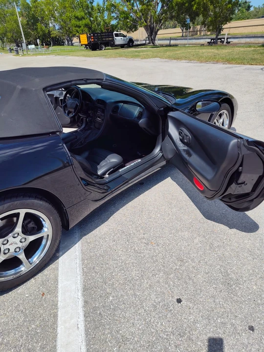 2000 Chevrolet Corvette C5 - Image 6 of 17