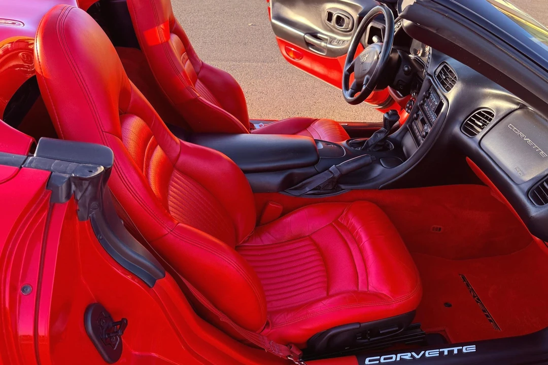 2000 Chevrolet Corvette C5 - Image 28 of 31