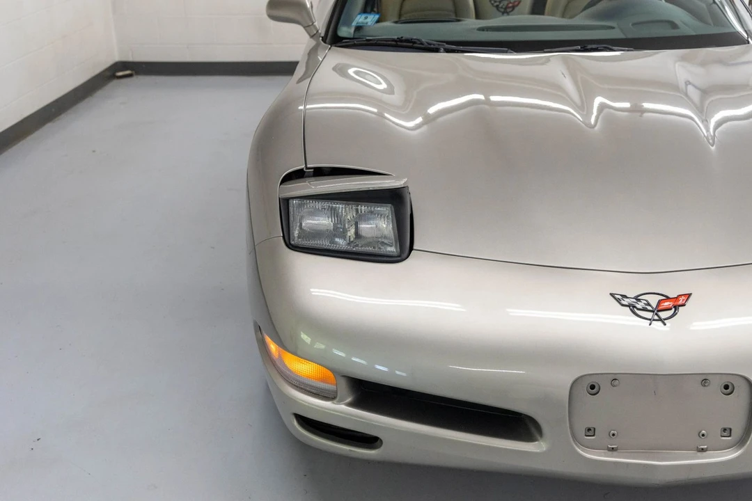 2000 Chevrolet Corvette C5 - Image 25 of 31
