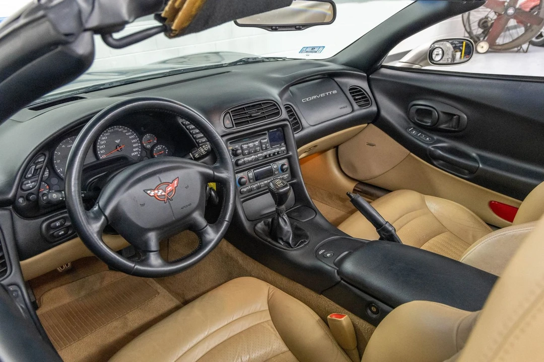 2000 Chevrolet Corvette C5 - Image 8 of 31