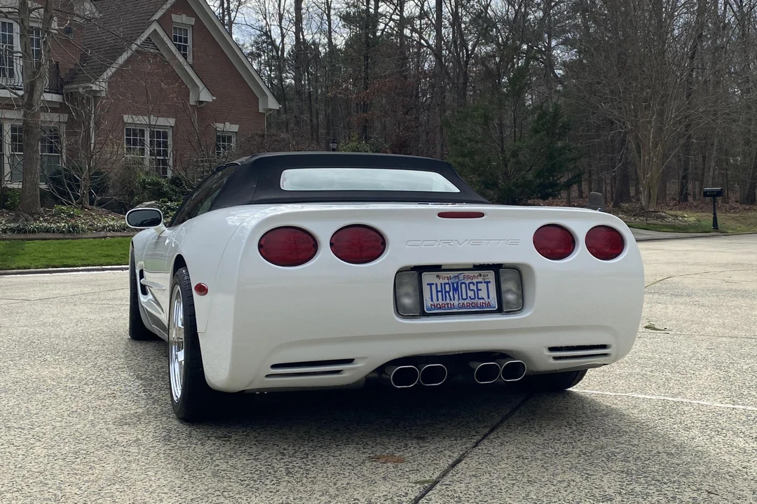 2000 Chevrolet Corvette C5 - Image 11 of 25