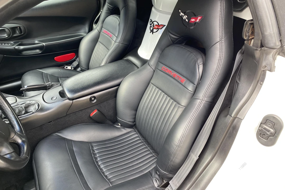 2000 Chevrolet Corvette C5 - Image 24 of 25