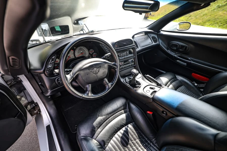 2000 Chevrolet Corvette C5 - Image 25 of 31